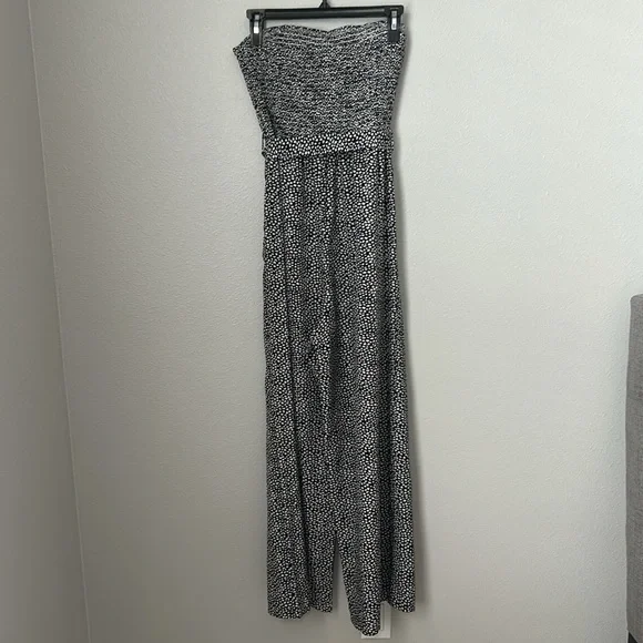 Cute strapless jumpsuit - Picture 4 of 7